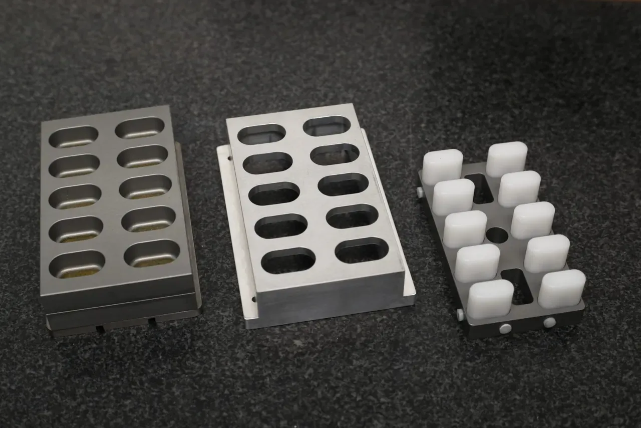 Blister tooling and formed trays