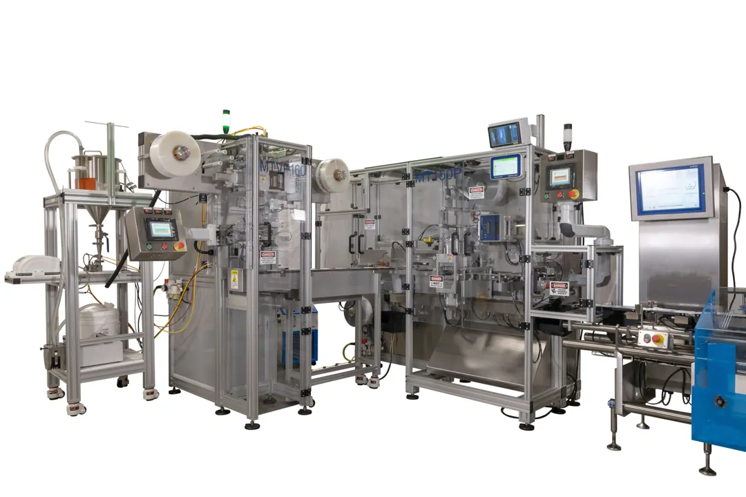 Mactec pouch packaging machine with conveyor